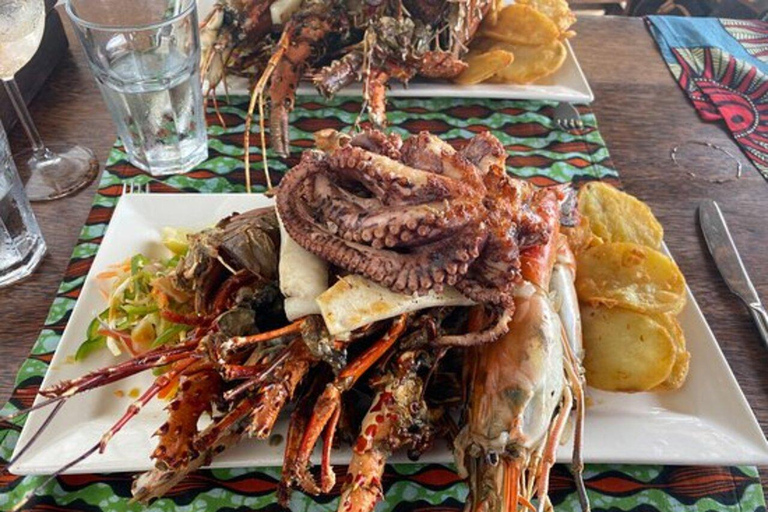 Gita di un giorno alla Laguna Blu e al banco di sabbia da Zanzibar (Safari blu)Non c'è il servizio di prelievo e rientro in hotel
