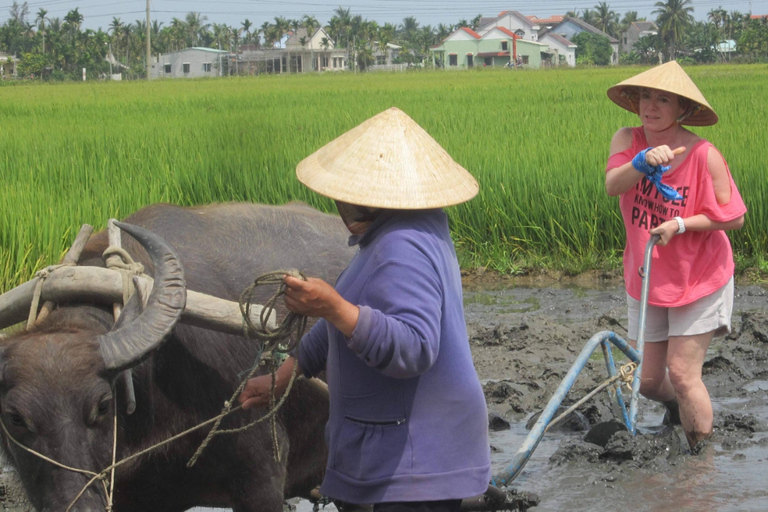 Hoi An: Eco-Luxury Farming and Fishing Tour with Lunch
