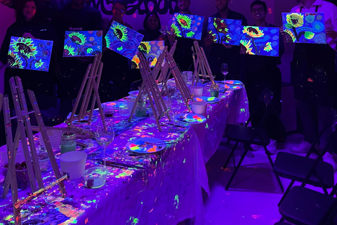 Eindhoven: Paint and Sip in the Dark at Rembrandt van Wine