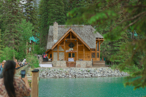 Luxury Private Tour: Louise, Moraine, Emerald & Takakkaw