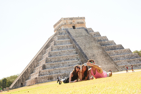 Cancun: Chichén Itzá, cenote Ik Kil & Valladolid met lunchOphalen vanuit Cancun