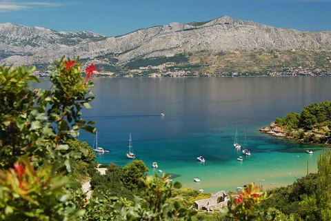 Från Makarska: Blå lagunen med charmiga byar i Brac