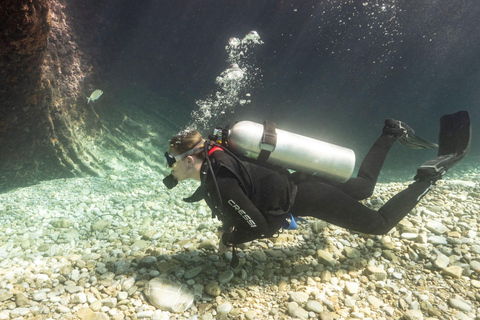 Budva: Scuba Double Dive Boat Trip for Certified Divers