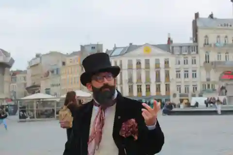 Lille: Immersive guided tour of old Lille in 1913