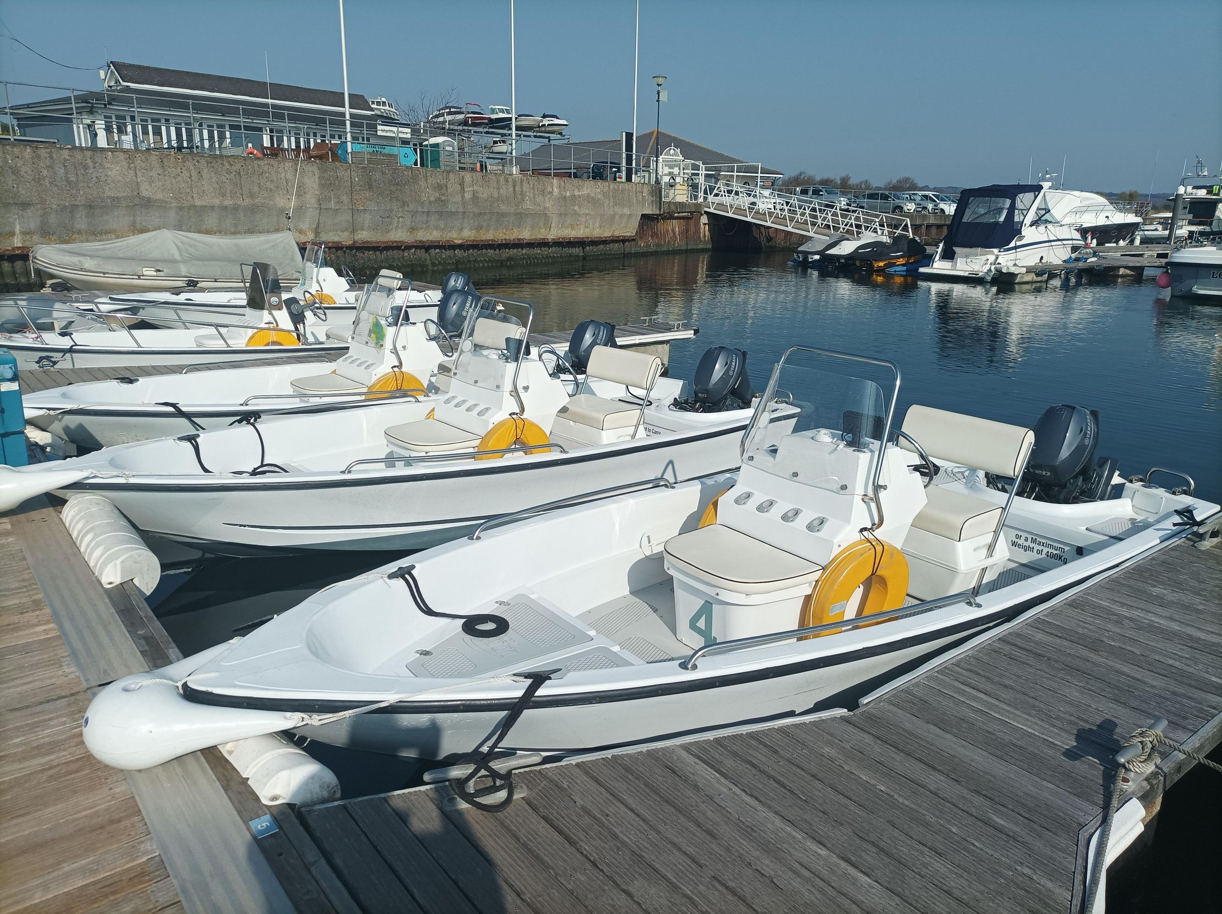 Poole Harbour: 2-, 3-, 4-, 6- oder 8-stündiger Bootsverleih