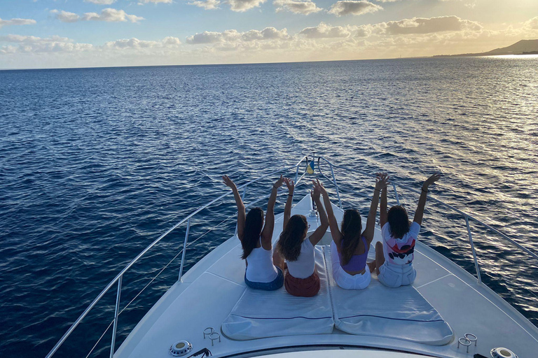 Lanzarote: Excursiones en barco privado y día en el mar