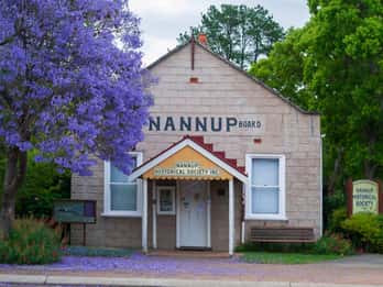 Nannup: Avventura segreta con picnic e indizi digitali
