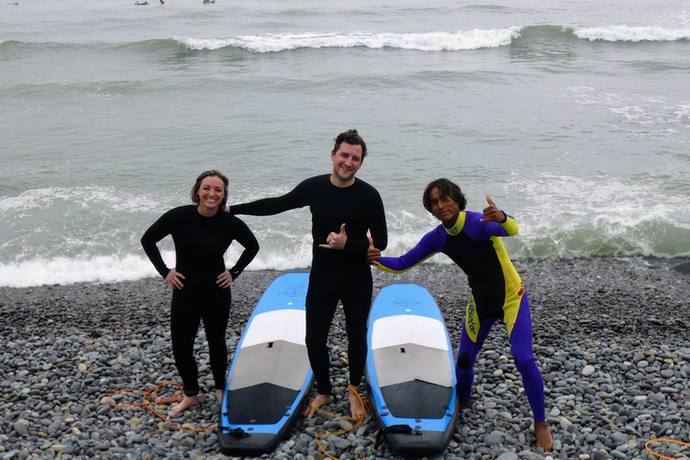 1-on-1 Surf Coaching in Lima – All Equipment Included