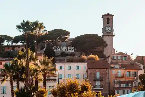Cannes: Tour with Private Guide