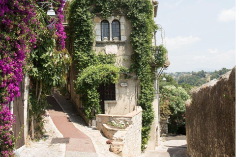 Visit Cannes/Grasse/St Paul de Vence by electric car Private guide in an electric car from Cannes/Grasse/St Paul de Vence!