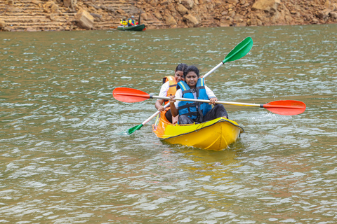 Belihuloya: 3-Night Hiking Tour with Kayaking & Transfers