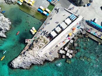 Escursione in barca di 1 ora alla scoperta delle grotte del Salento