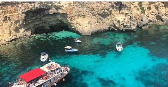 Malta: Gozo, Comino and Blue Lagoon Boat Tour with Swim Stop