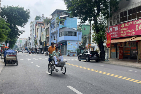 Tour panoramico privato di Ho Chi Minh City in bicicletta in bicicletta