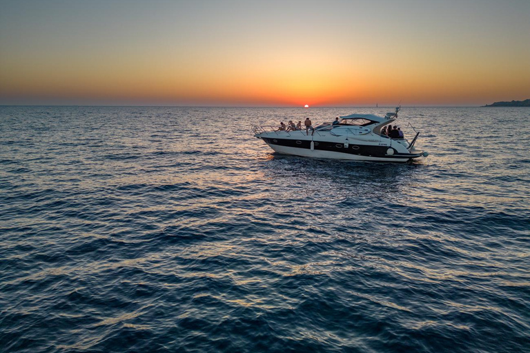 Bonifacio: Lavezzi Eilanden Dagtrip per Boot