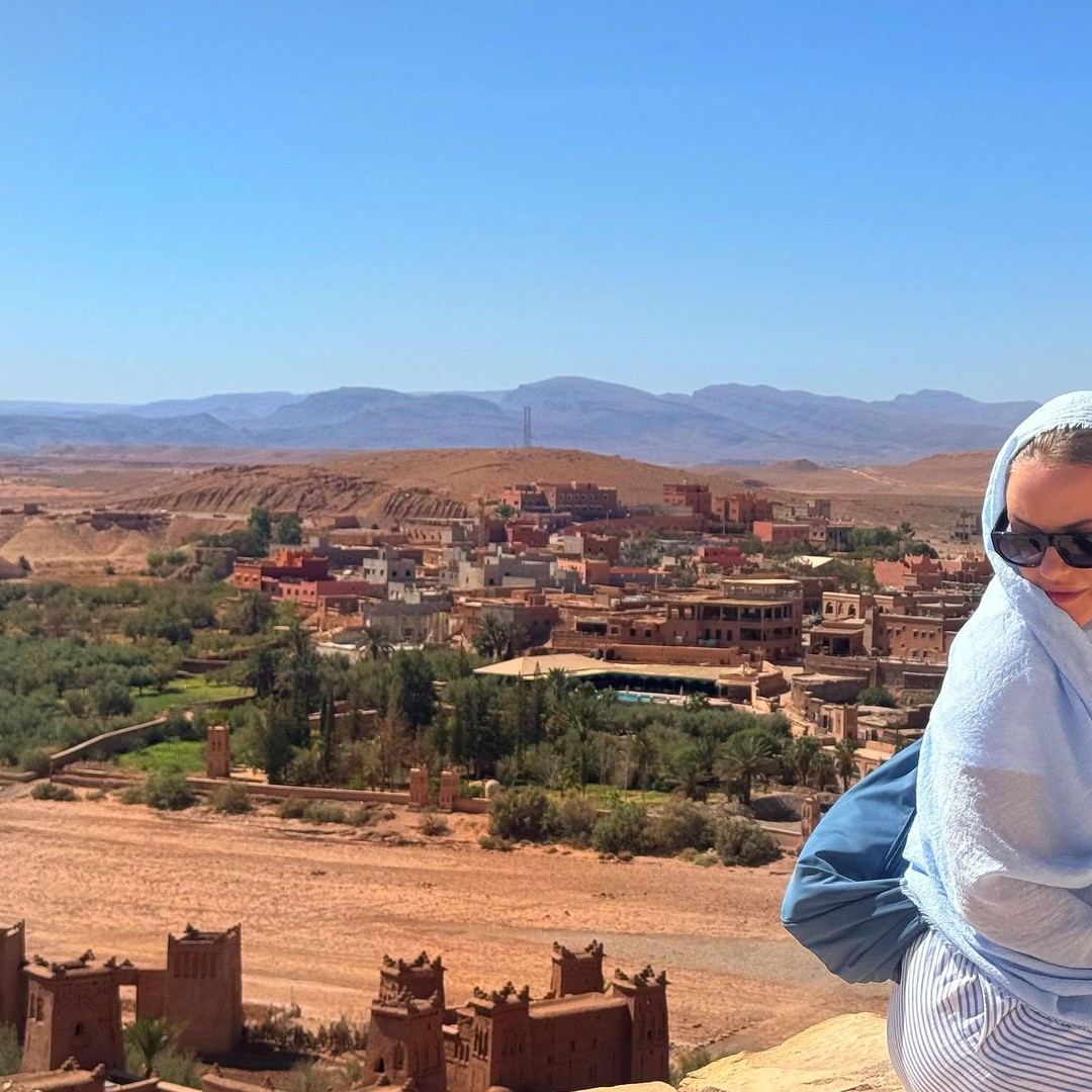 Depuis Fès : voyage de 4 jours à Marrakech via Merzouga et les gorges - bivouac