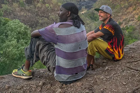 Victoria Falls: Batoka Gorge Hike & Sunset Dinner