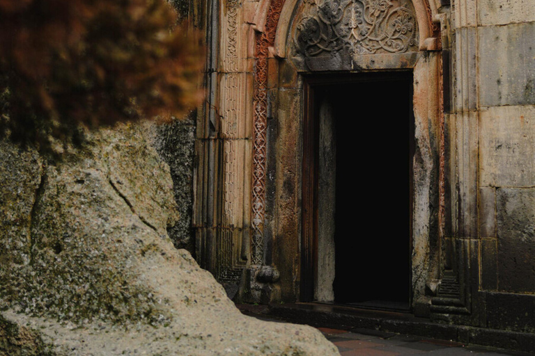 From Yerevan: Garni Temple, Geghard Monastery & Lavash Tour