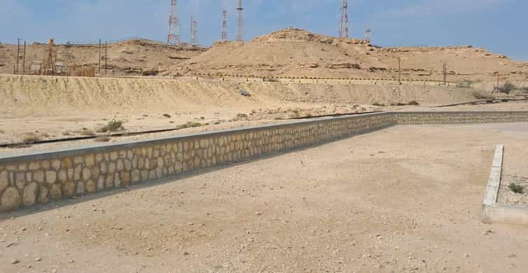 Bahrain: Tree of Life & Desert Heritage Bus Tour photo 4