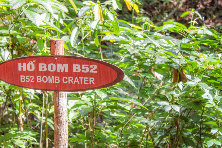 Excursion d'après-midi dans les tunnels de Cu ChiExcursion d'après-midi avec guide anglais