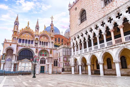 Venedig: Dogenpalast und Markusdom Outdoor-Tour