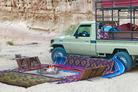 Wadi Rum: Desert Camp Tour With Jeep Safari And Star Gazing: