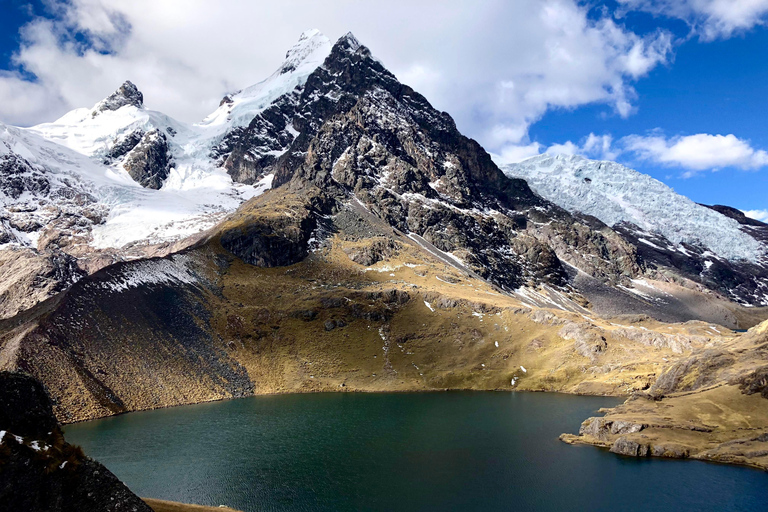 Cusco: Vandring vid 7-sjön Ausangate med varma källor och lunch