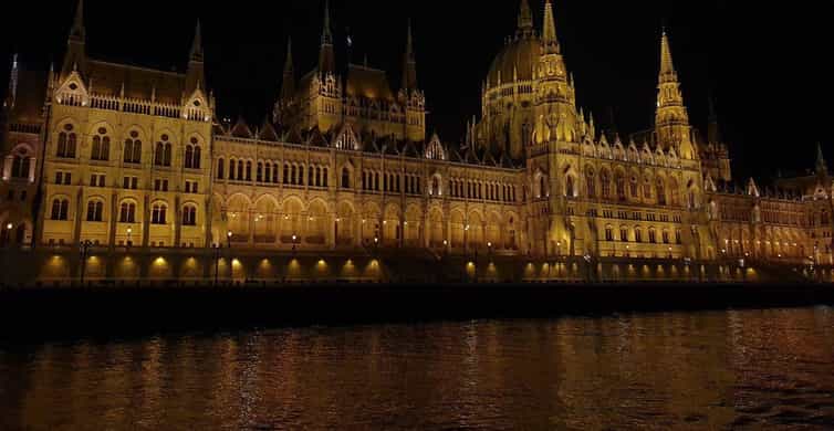 Budapest: City Highlights Sightseeing Cruise photo 20