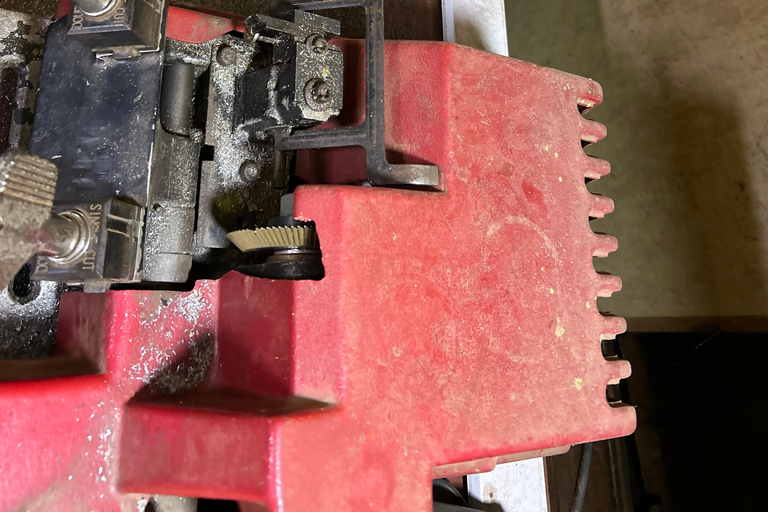 Kampala: Expert Spare Keys and Locks Making Class & Souvenir