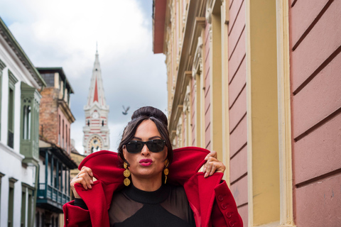 Candelaria Bogotá: Photo Shoot and Private Hike for Couples