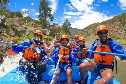 Cañon City: Bighorn Sheep Canyon Rafting Trip