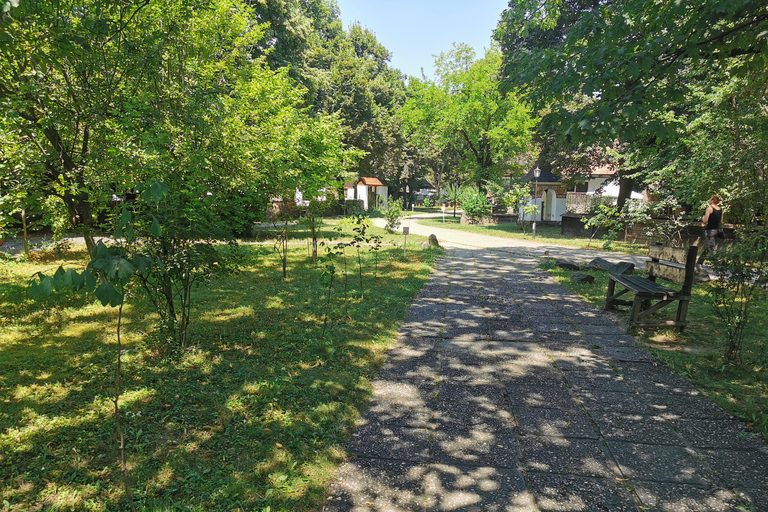 From Craiova: Bucharest Day Tour