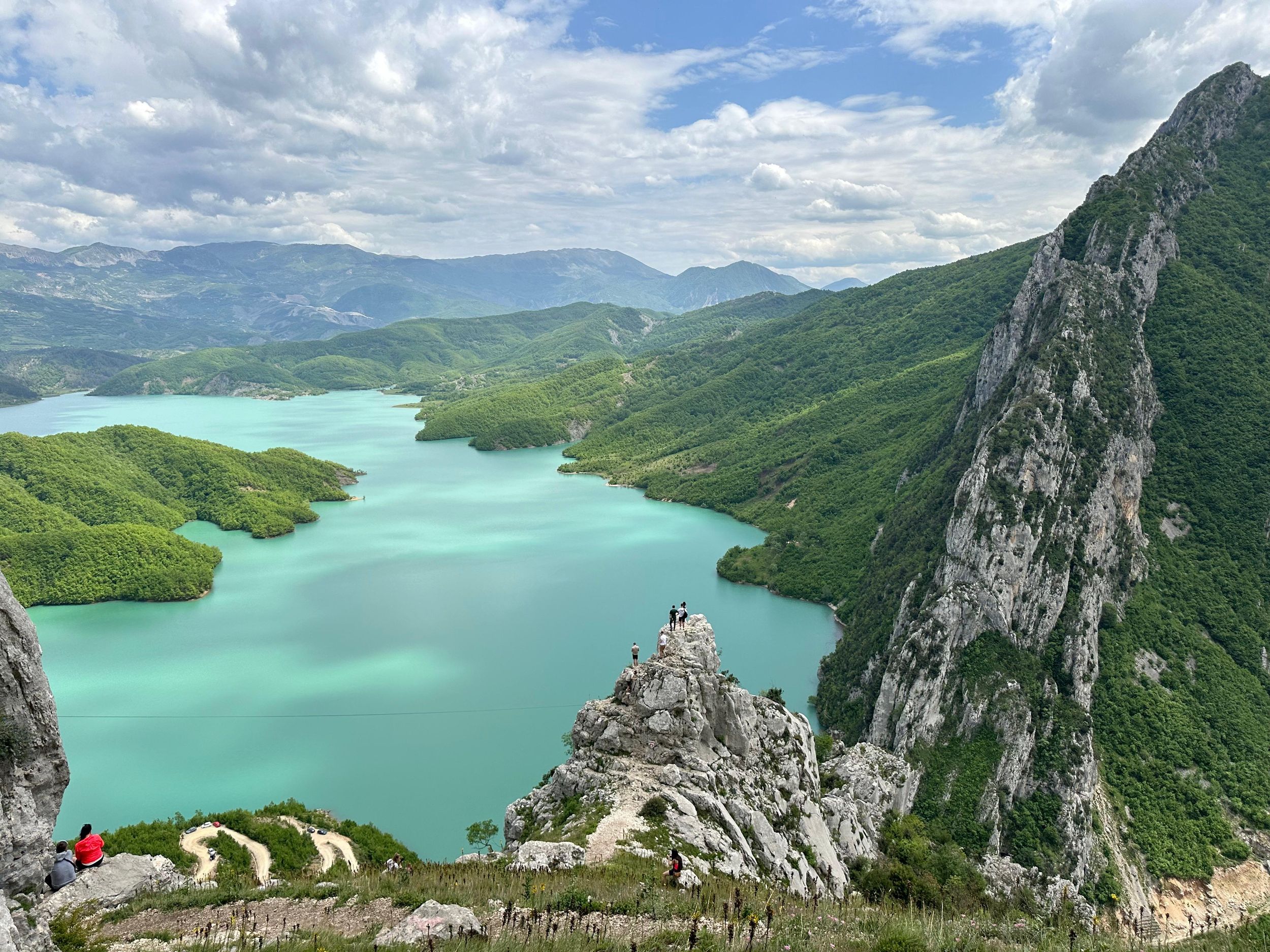 Ab Tirana/Durrës: Tagestour zum Bovilla-See und zum Berg Gamti