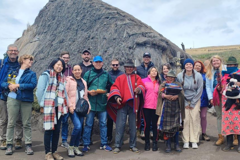 Da Quito: Tour di un giorno della laguna di Quilotoa con pranzo