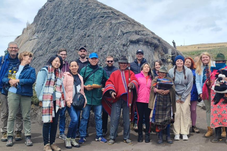 Da Quito: Tour di un giorno della laguna di Quilotoa con pranzo