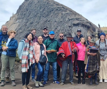 De Quito: Excursão de 1 dia à Lagoa Quilotoa com almoço