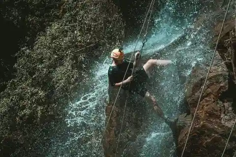 Bali: Gitgit Waterfall Canyoning with Transfers & Lunch