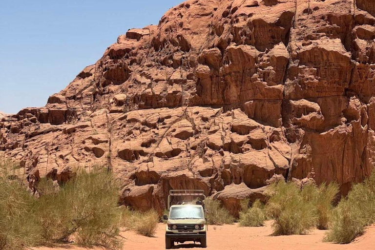 Wadi Rum: 4x4 Jeep Tour with Bedouin Camp Stay & Meals