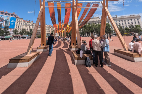 A 2-hour guided walking tour of downtown Lyon