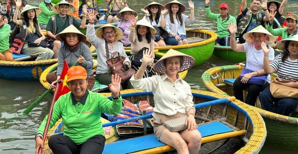 Hoi An Basket Boat Trip with Pick Up and Drop Off