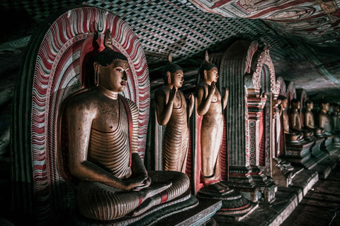 Private Sigiriya, Safari & Village Tour: Colombo/Kandy/South From Sigiriya: Complete Core Tour (Direct Access)