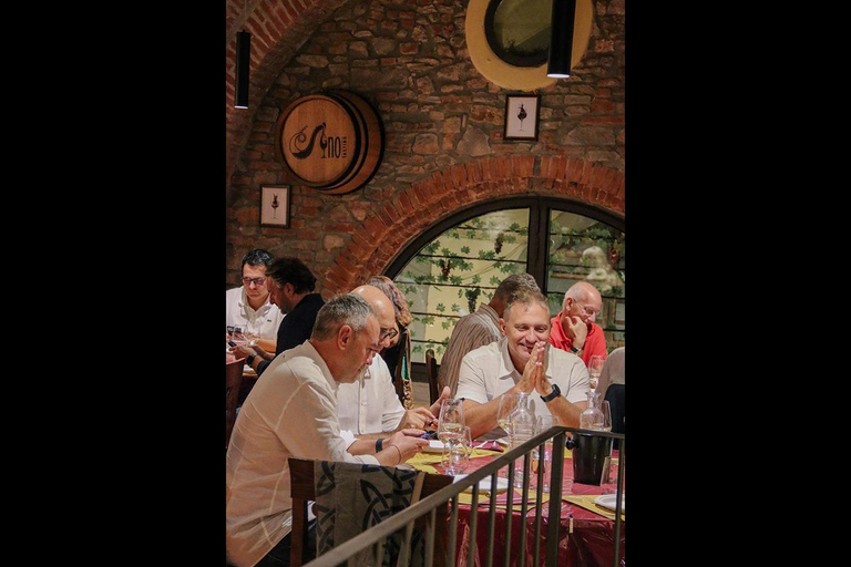 Florence: Wine & Food Tasting Experience in Wine Cellar 5 Types of Wine & Food Tasting Experience