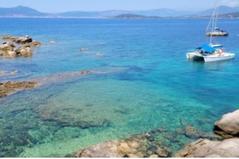 Catamaran cruise tour departing from Ajaccio – small group Catamaran cruise tour from Ajaccio – small group