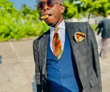 Congo Brazzaville : Sapeurs performance Guided Tour