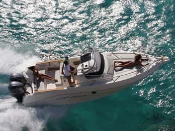 Latchi: Charter de iate privado / Opção de transporte de Paphos