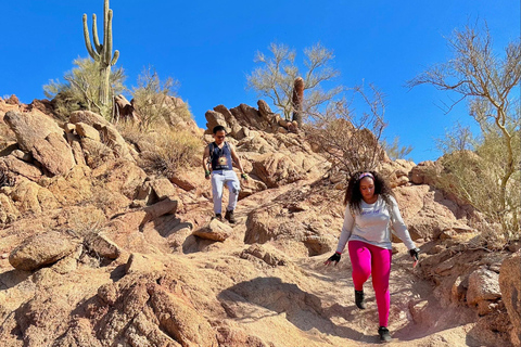 Epicka wędrówka z przewodnikiem po Camelback Mountain, Phoenix, AZ