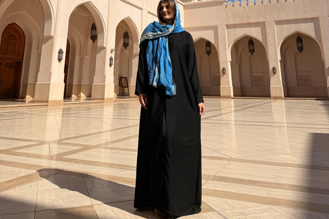 Salalah City Tour: Mosque, Al Gharif Project and Royal Farm