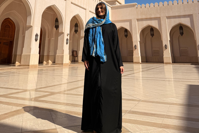 Salalah City Tour: Mosque, Al Gharif Project and Royal Farm