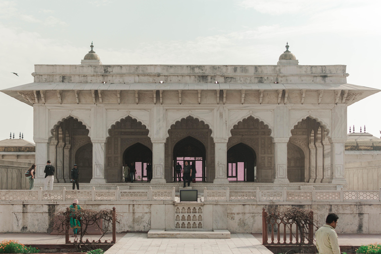 Au départ de Delhi : excursion d&#039;une journée au Taj Mahal, au fort d&#039;Agra et à Fatehpur SikriVoiture Ac + Guide + Entrée des monuments + Déjeuner en 5 étoiles