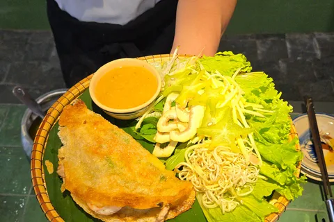Hue: Visita al mercado y clase de cocina con platos típicos